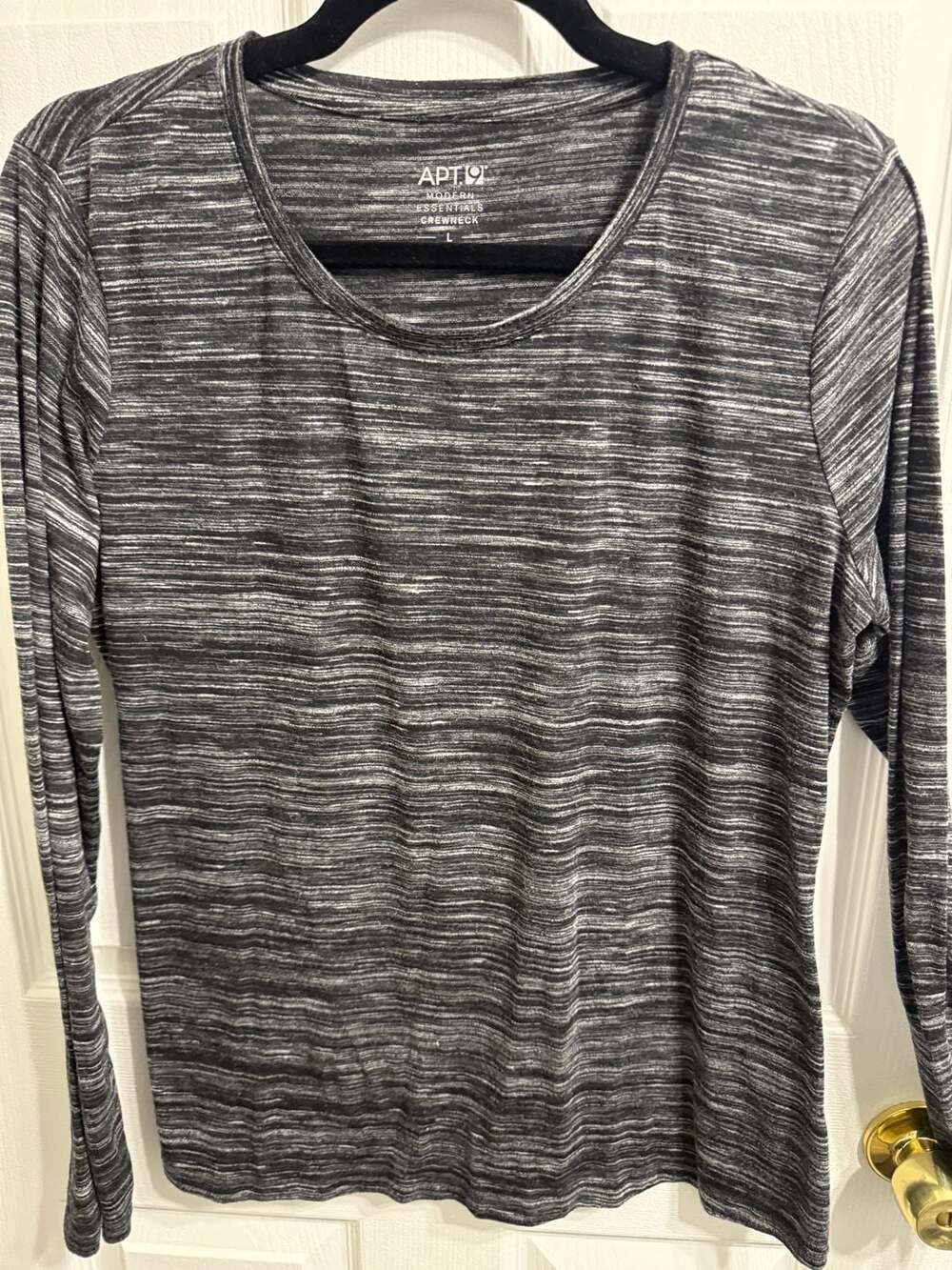 Apt. 9 Modern Essentials Crewneck Size L Black White Space Dye Long Sleeve